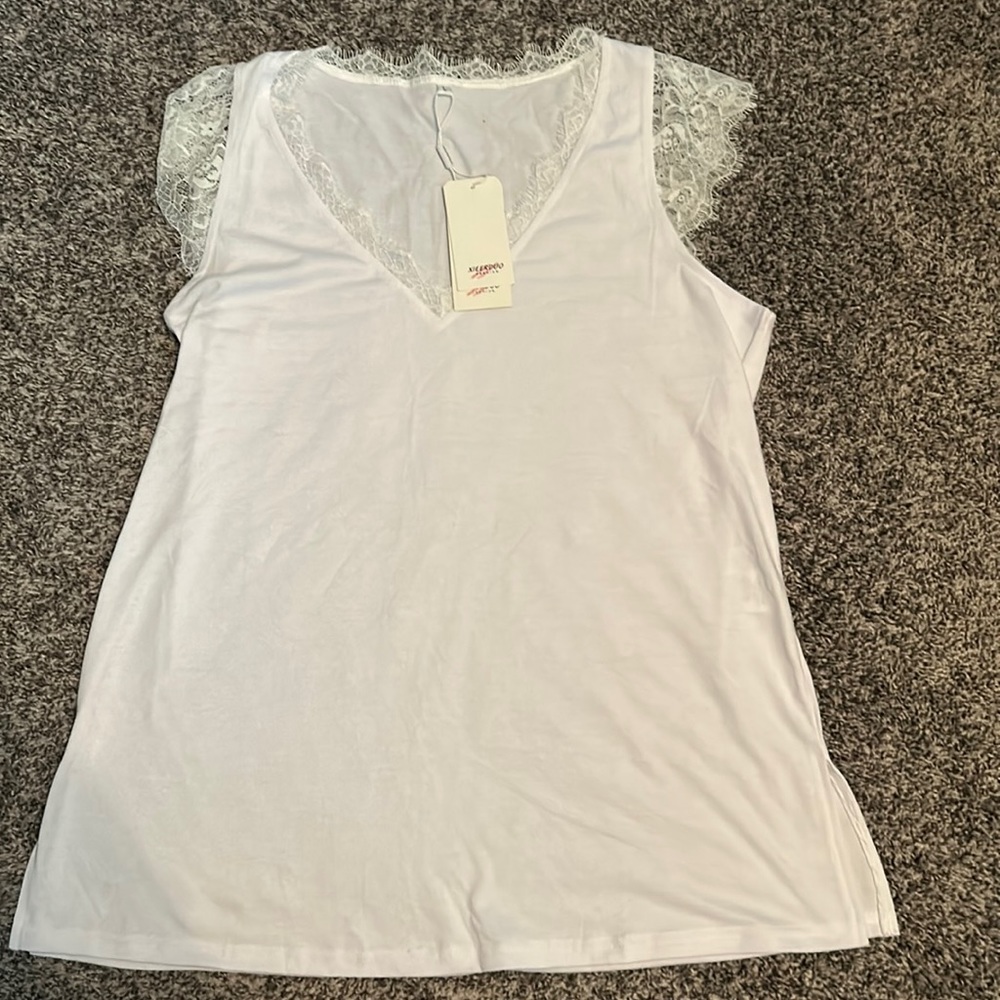 XIEERDUO Top NWT